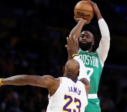 阿姆拉巴特,重返佛罗伦,萨集结,Bg大游真人,Bg大游真人平台,Bg大游真人电子游戏平台,Big,Gaming